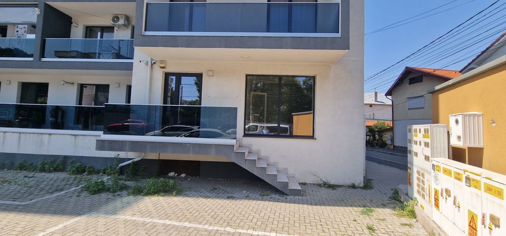 ÎNCHIRIEZ Spațiu Comercial