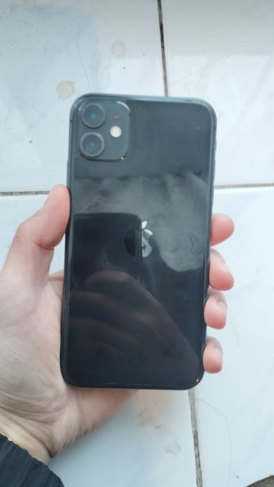 Продам айфон 11 , в отличном состоянии