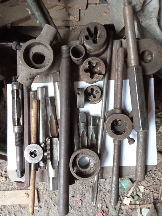 Сверла. Замок. Т