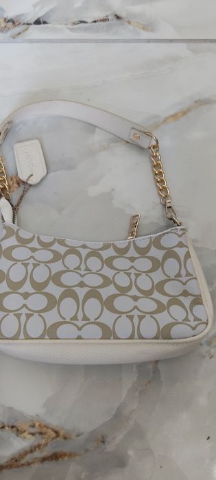 Gentuță Coach New York