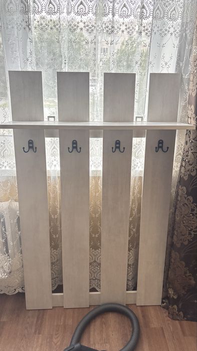 Продам новую прихожую