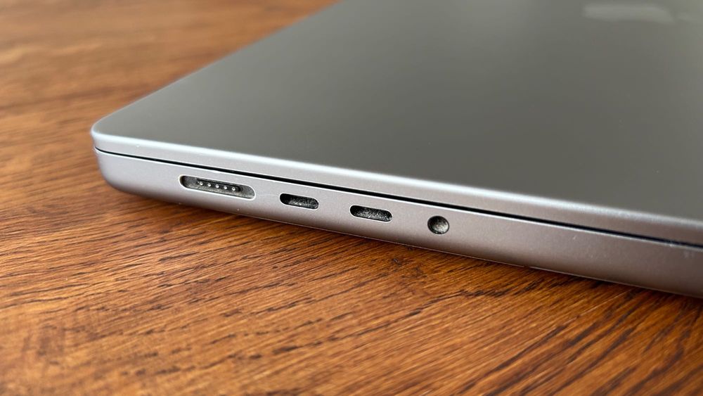 Macbook Pro 16 inch M1 16GB 512GB