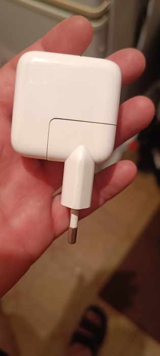 Оригинальный блок зарядки Apple 10W (для iPad / iPhone)