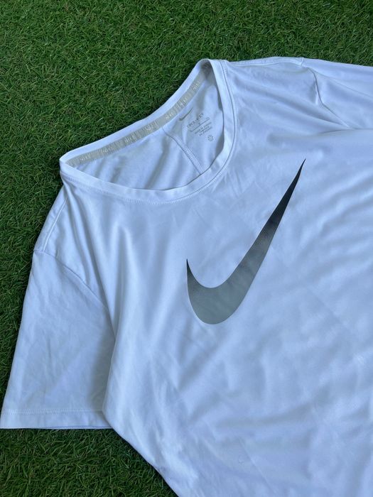 Дамска блузка : Nike Dri-Fit One W T-shirt S