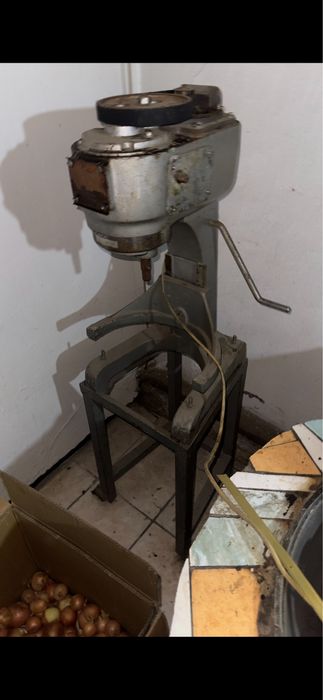 Продам Тестомес