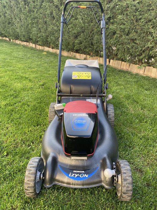 Masina de tuns gazon electrica Honda