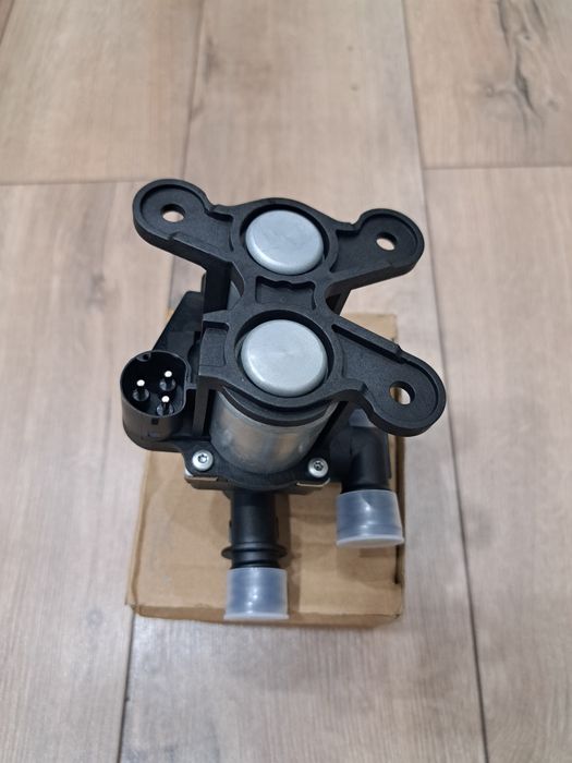 Клапан печки Бмв Е34 новый