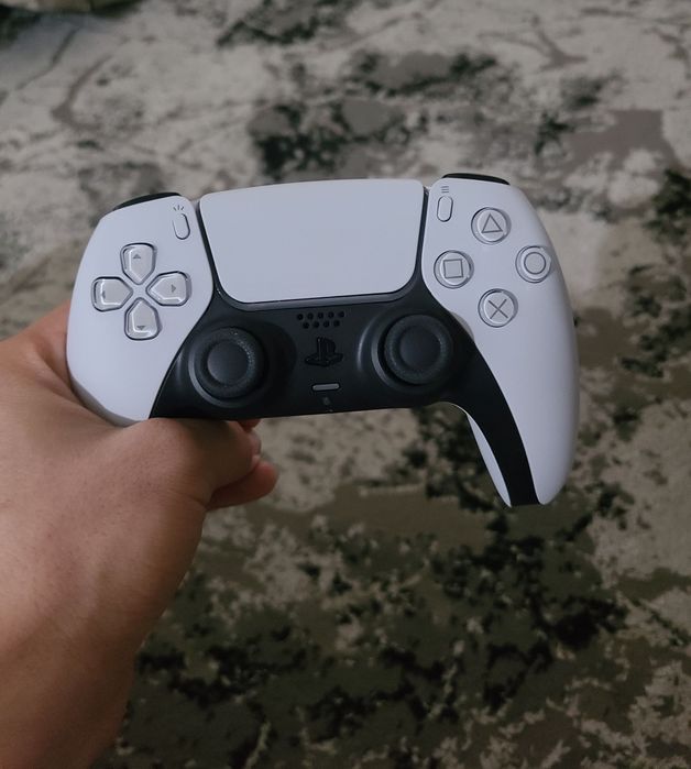 Pult ps5 ideal yangi