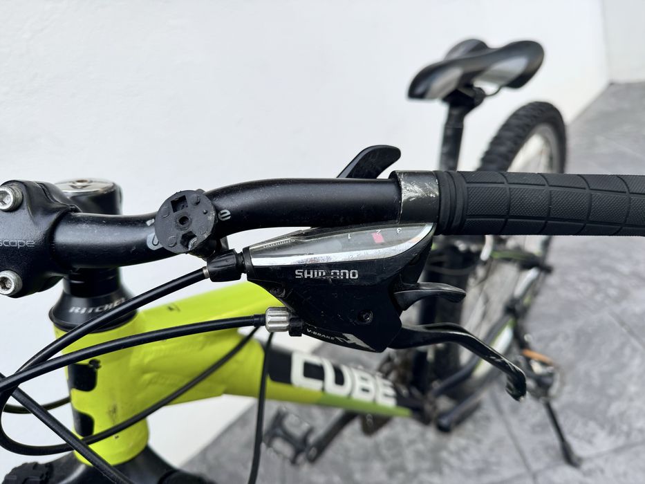 Bicicleta Cube Race 260