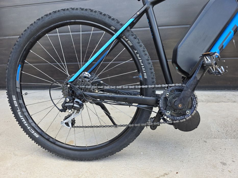 Bicicleta electrica Cube AIM Race M 27.5 cu  motor Bafang