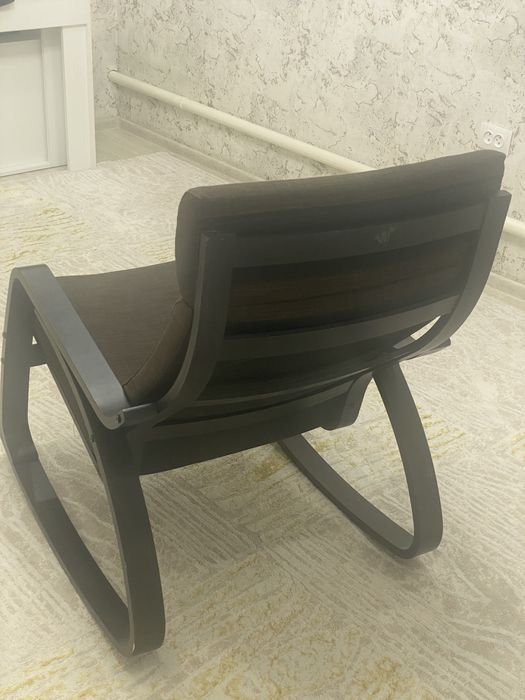 Продам кресло качалку