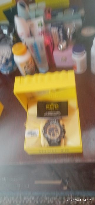 Наручные часы INVICTA
