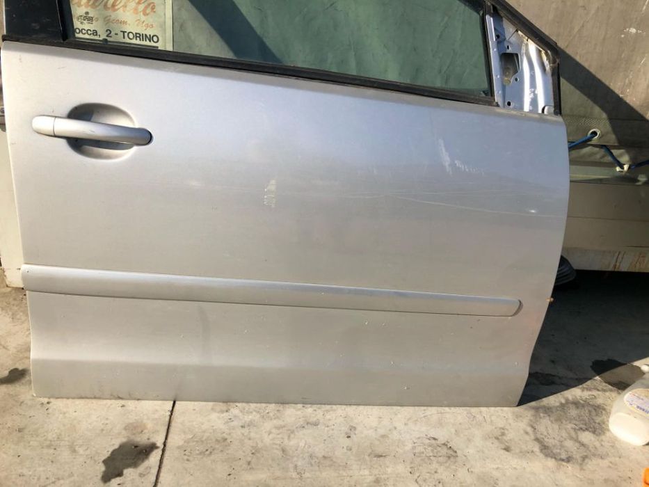 usa portiera dreapta fata vw polo 9n facelift 2007