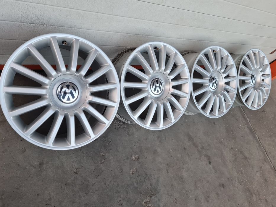 Оригинални джанти за ФОЛКСВАГЕН VW R17 5x112 ET40 7.5J