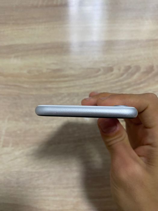 iPhone se 2020 64gb