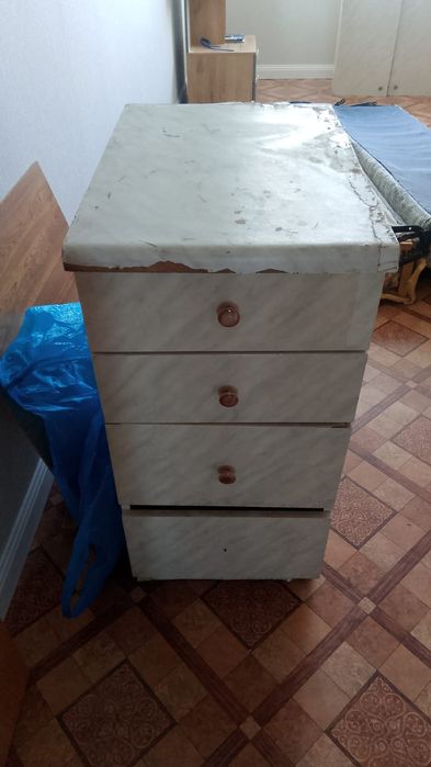 Бесплатно, диван, кухонная мебель