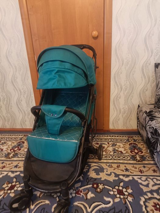 коляска прогулочная