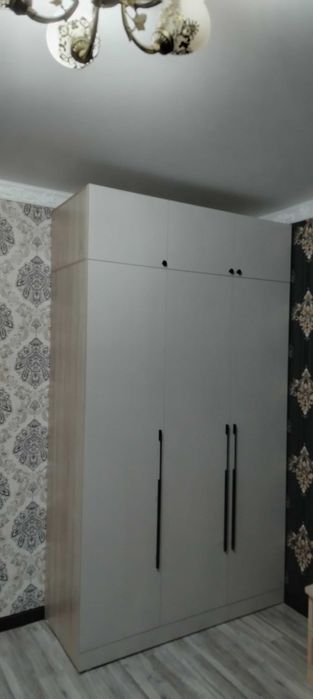 Продам шкаф новый 180000