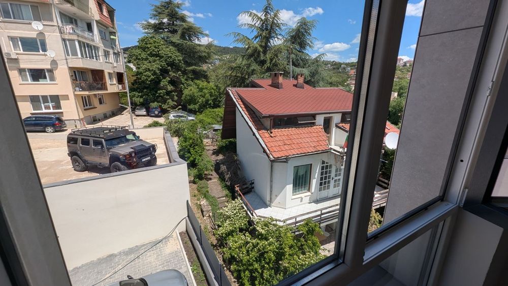 Тристаен апартамент с гледка, Бриз, гр. Варна АИ4751