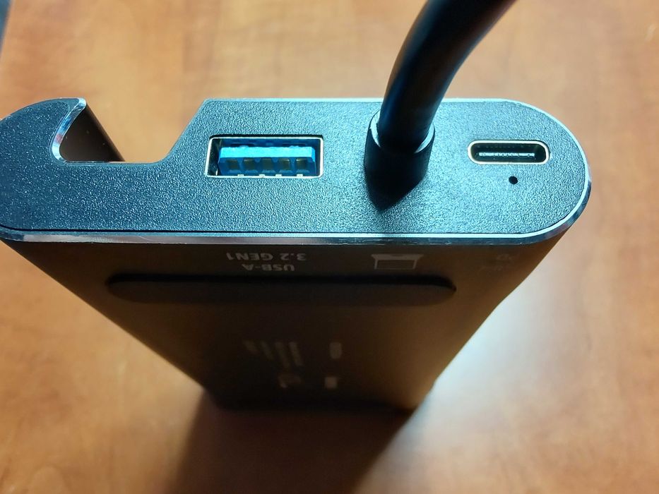 Hama Staie Docking 7în1 USB-C 3x USB-A 3.1 HDMI VGA LAN USB-C (PD)
