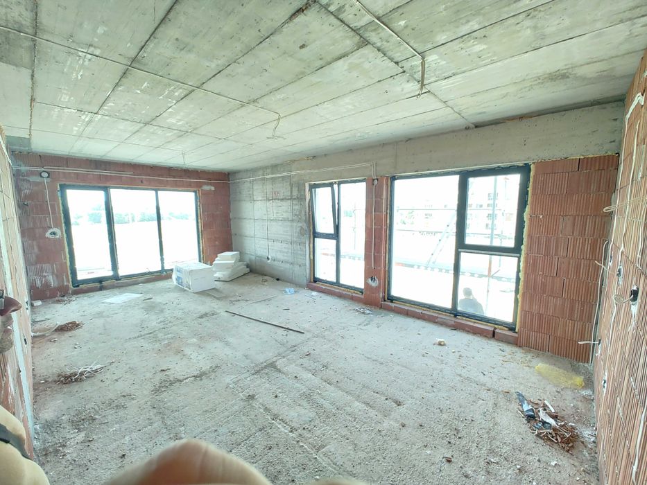 Продава се Двустаен апартамент в Пловдив, Кършияка - 65 кв.м за 1537 €/кв.м - Снимка #3