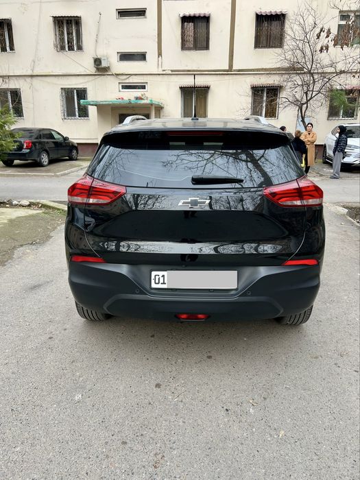 Tracker-2  Premier  1.0L Turbo Не битая не крашеная