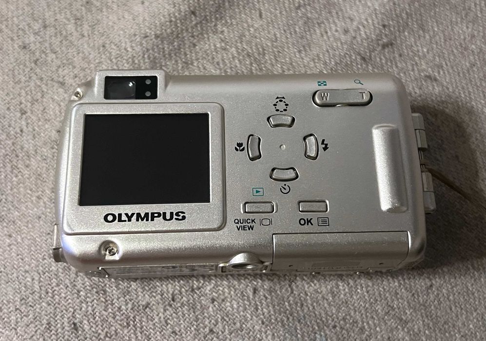 Aparat foto Olympus mju 400 Digital functional baterie si toc