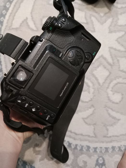 «Olympus E-300 на CCD-матрице Kodak»
