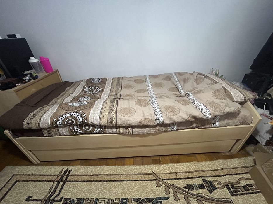 Pat pentru o persoana