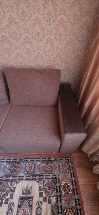 Диван угловой, большой