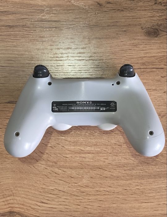 Геймпад Sony PlayStation 4 джойстик