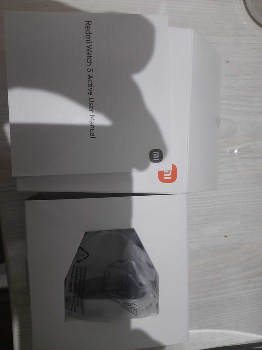 Продаётся часы Redmi Watch 5 Active