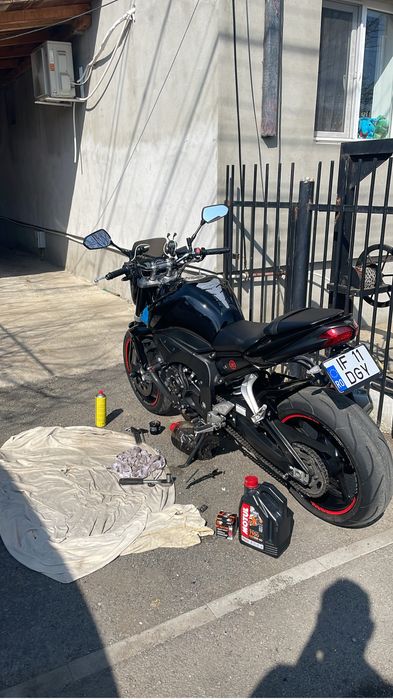 Vand yamaha fz1 naked