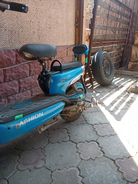 Электрический мопед