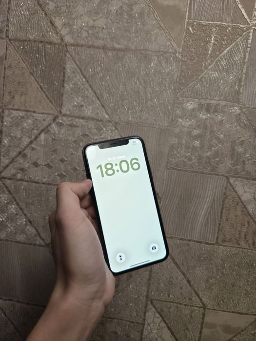 iPhone 11 pro 64gb