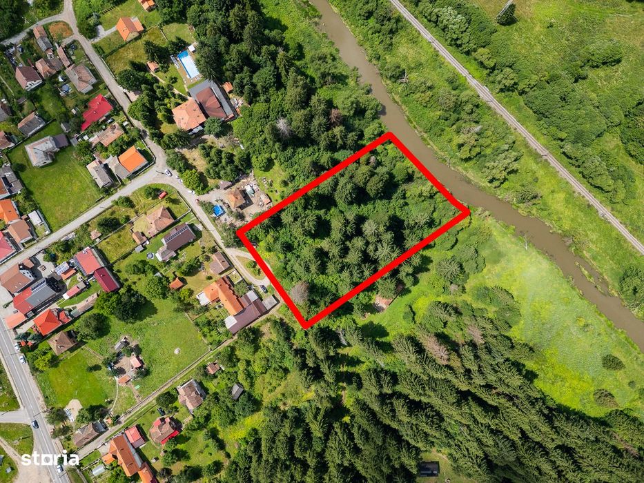 Teren intravilan de vânzare, 2635 mp