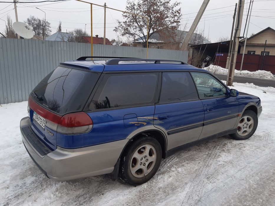 Субару легаси аутбек