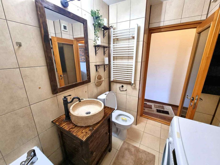Apartament de închiriat, 3 camere, Canta