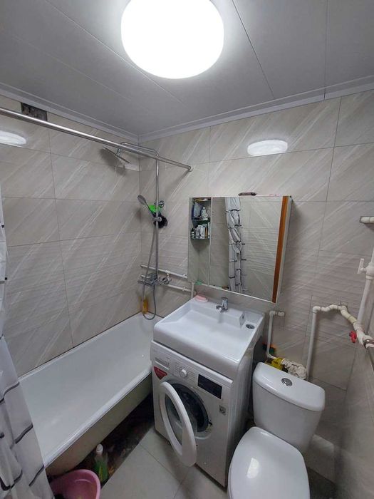 M1195 ПРОДАЕТСЯ 1/2/4 Квартира Ор.р: Фархадский Базар,Чиланзар Г9А