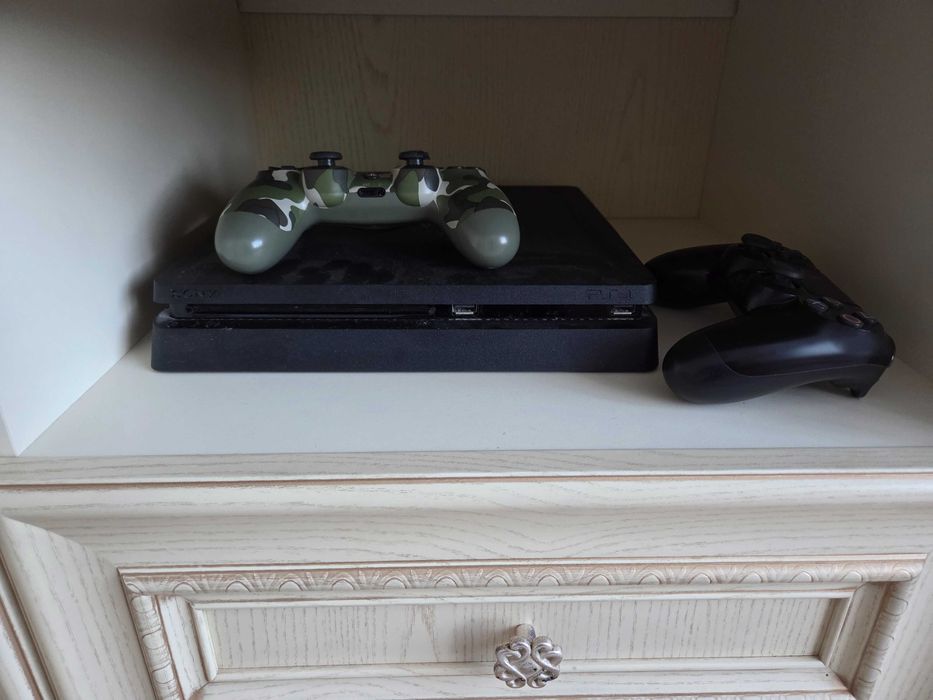 Play station 4 PS4 slim 1 Тб