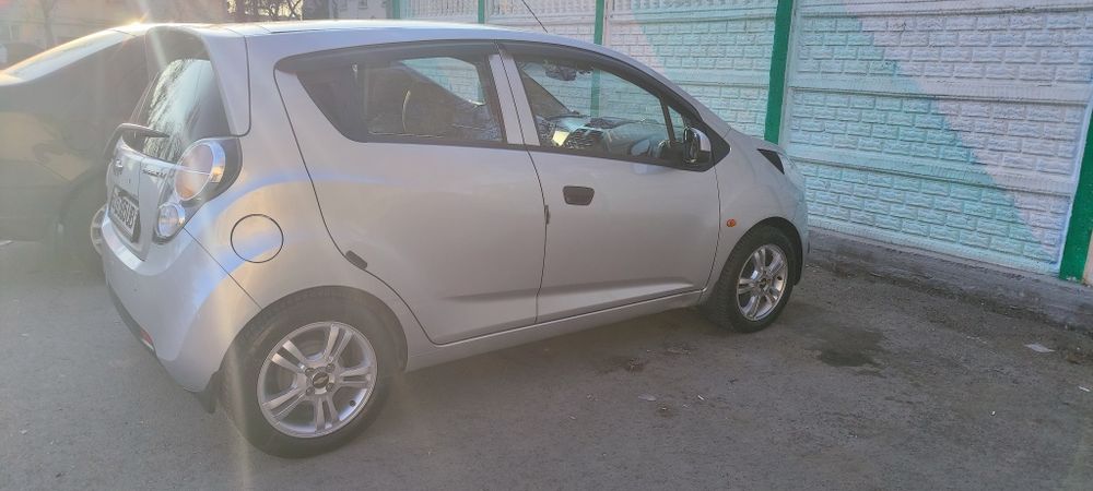 Продам Спарк 1л. 2010г.