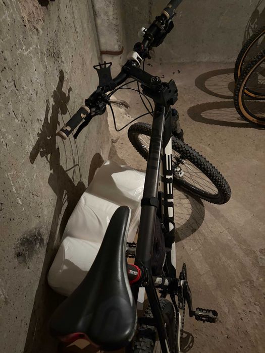 Bicicleta Cube ACID Race LTD 26" 2012