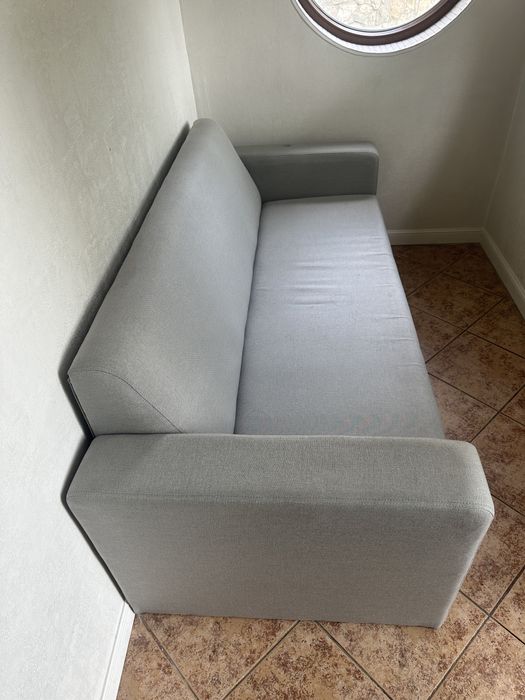 Офисный диван продам