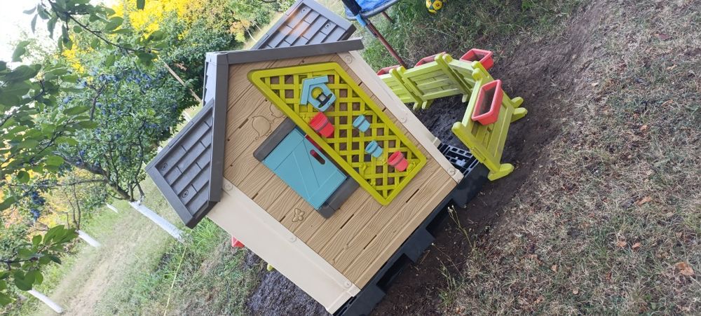 Căsuță de joacă pentru copii Smoby Garden House