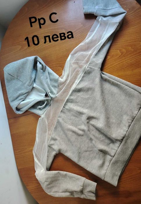 Дамски блузи размер С