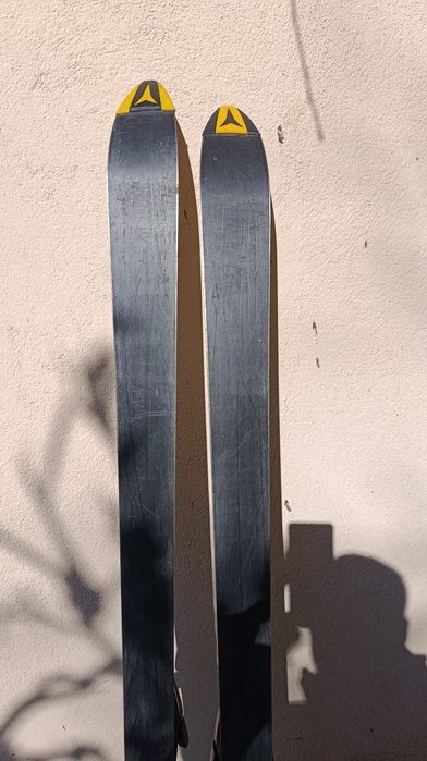 Schiuri Atomic 170 cm,