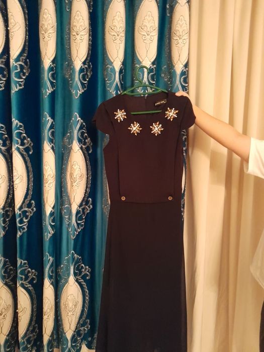 Черные вечерние платья