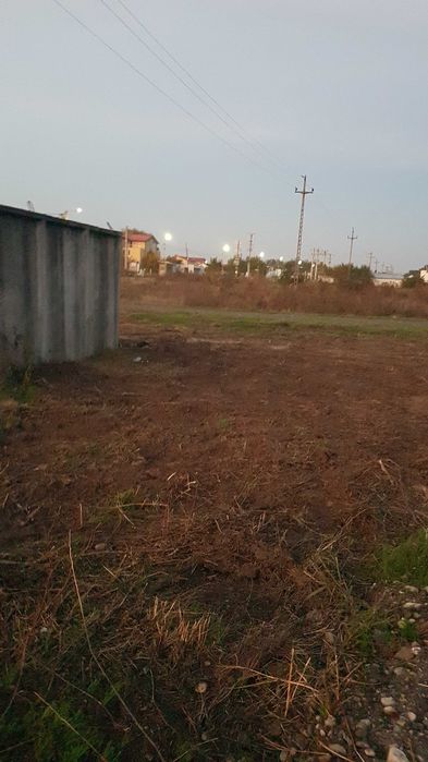 inchiriez teren Domnesti