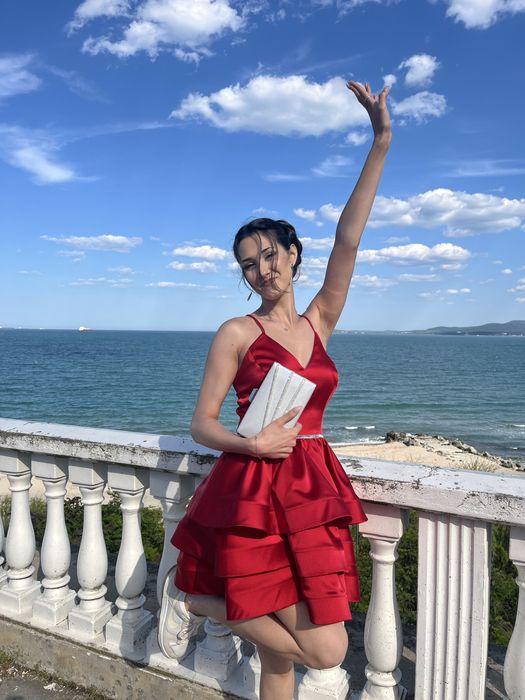 Официална бална червена рокля