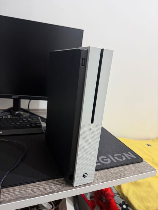 Schimb laptop acer și Xbox one S cu un pc de gaming